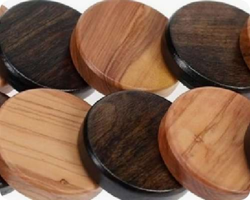 custom backgammon set with wooden checker