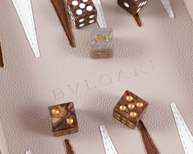 custom backgammon set with Logo process