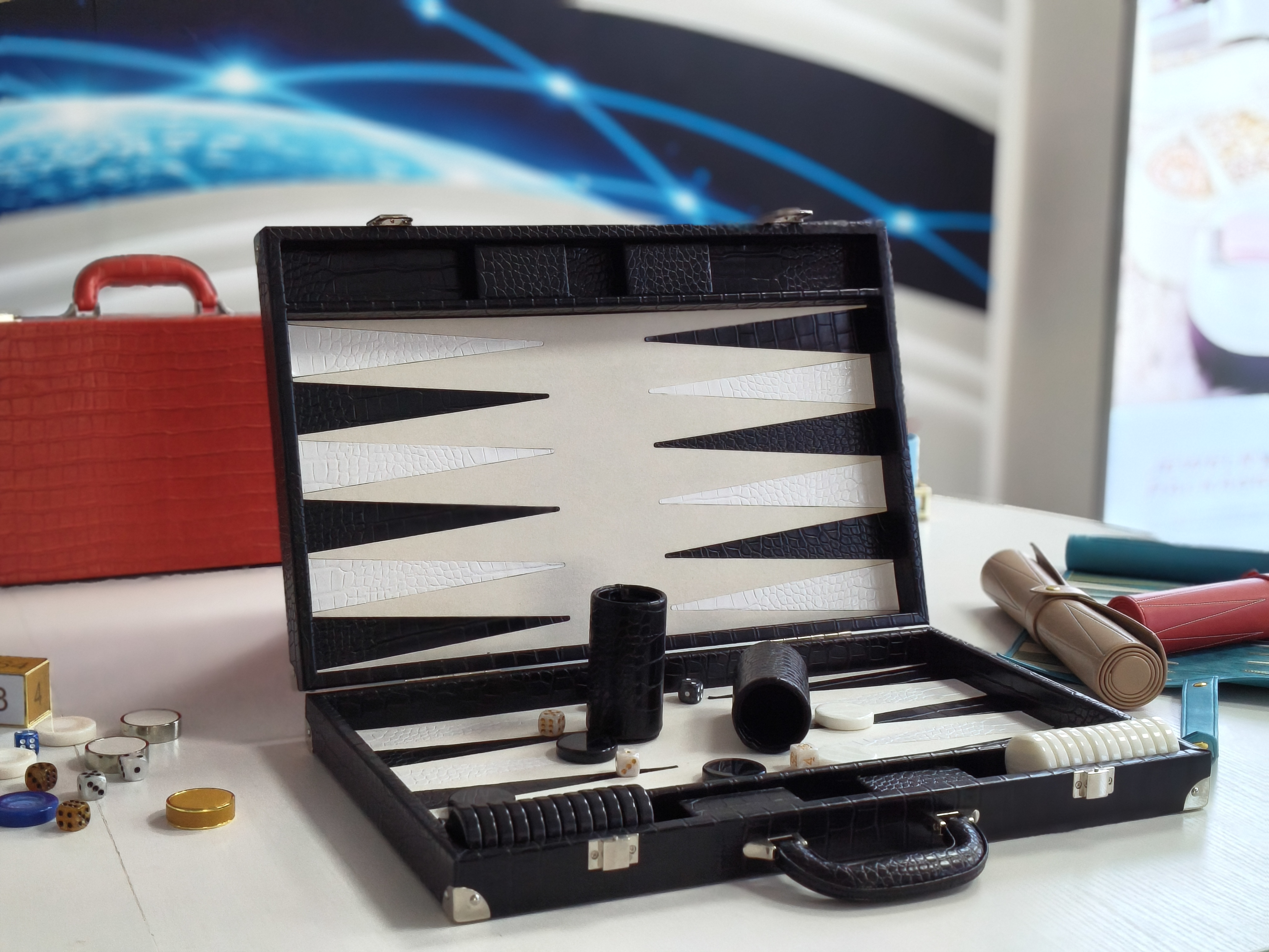 Elegant Black-on-black Design with Premium Crocodile Texture Leather for A Refined And Modern Backgammon Experience
