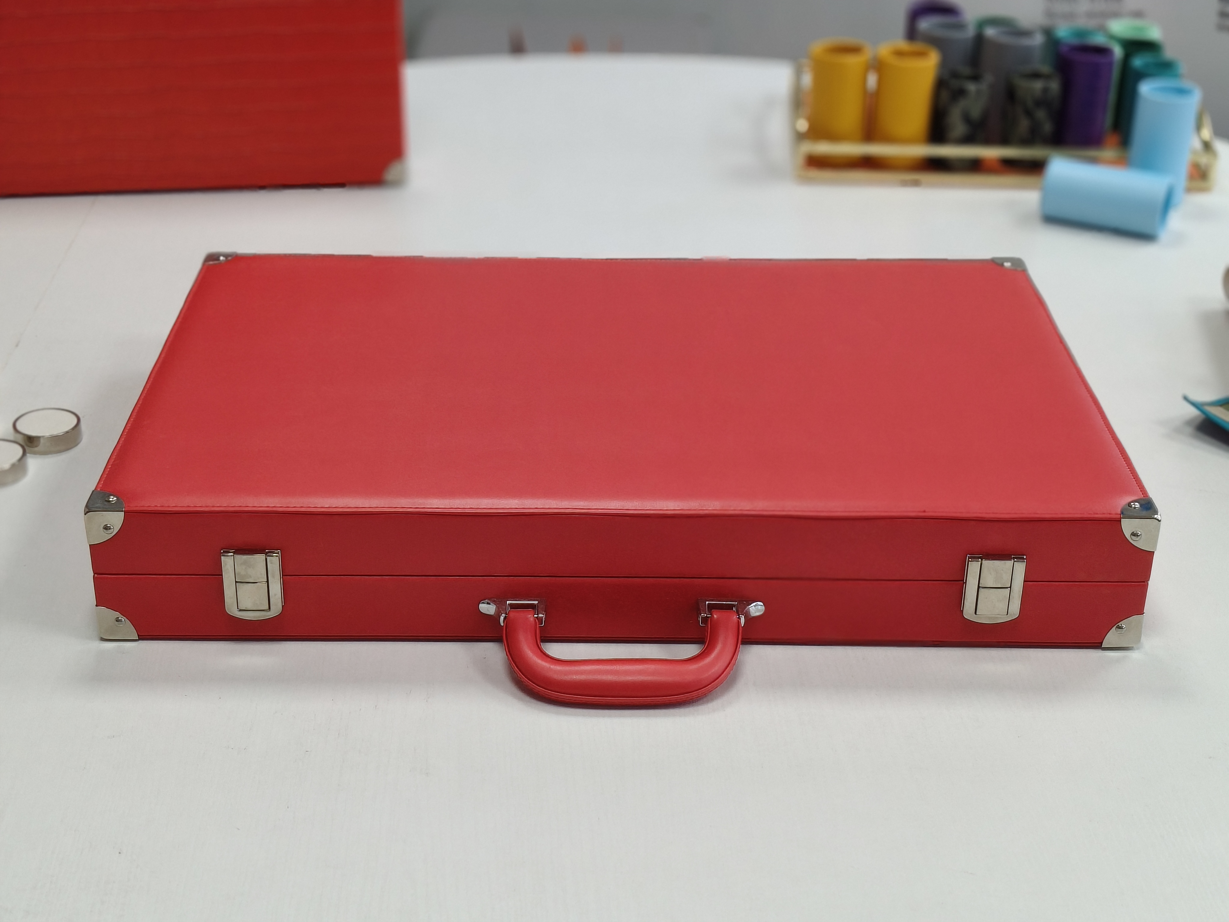 Luxury Red Ostrich Texture Backgammon Set with Classic Black & Ivory Board