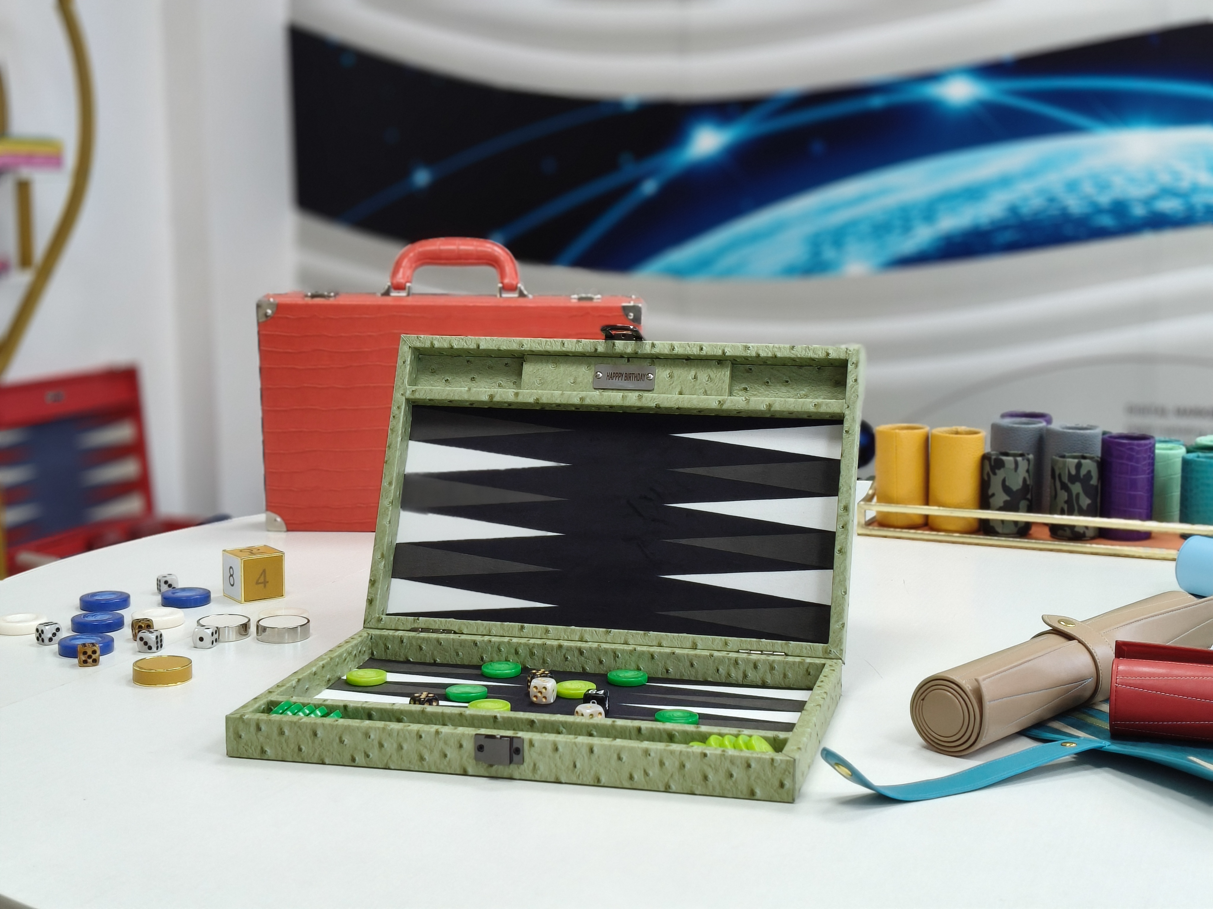 Premium Ostrich Texture PU Leather Backgammon Suitcase Set Designed for Travel, Collectors And Luxury Board Game Retailers.