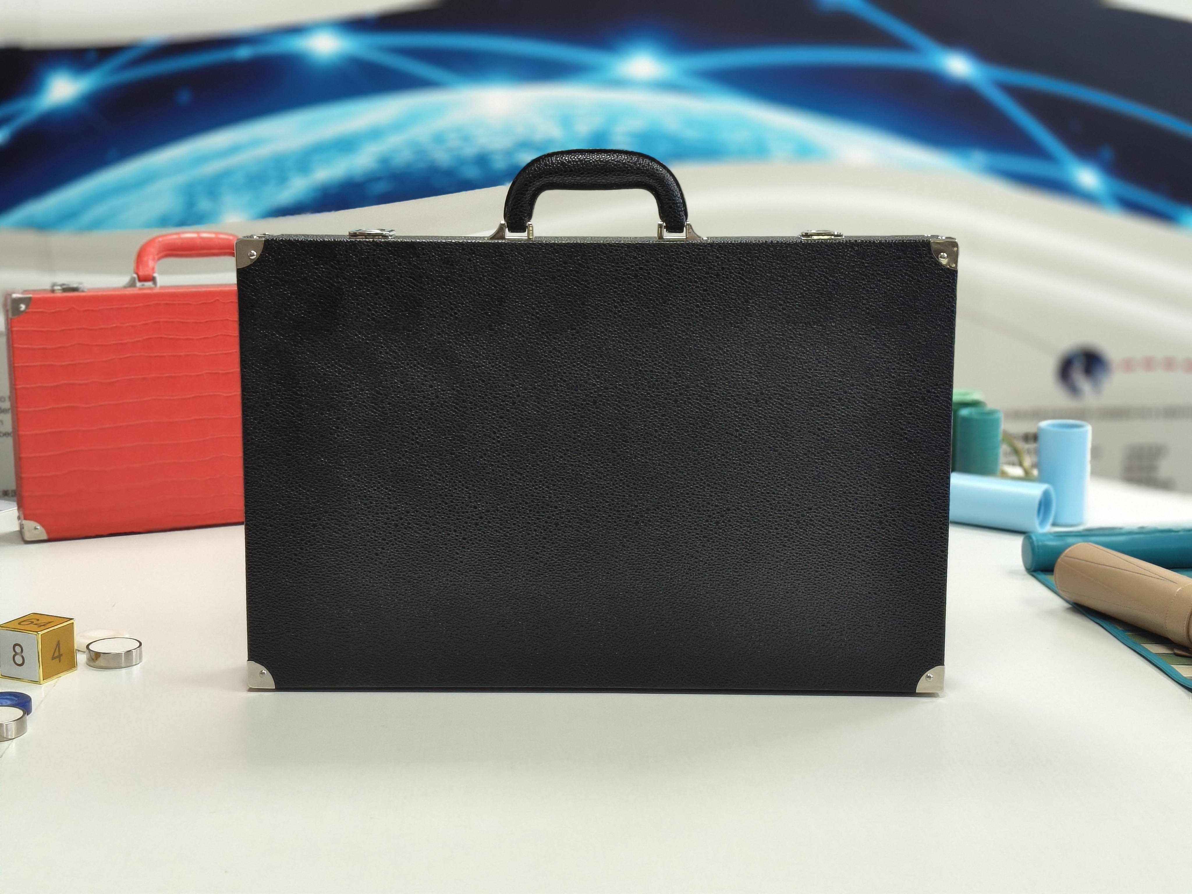 Classic Black White Backgammon Set Folding Board Game Case for Wholesale Supply