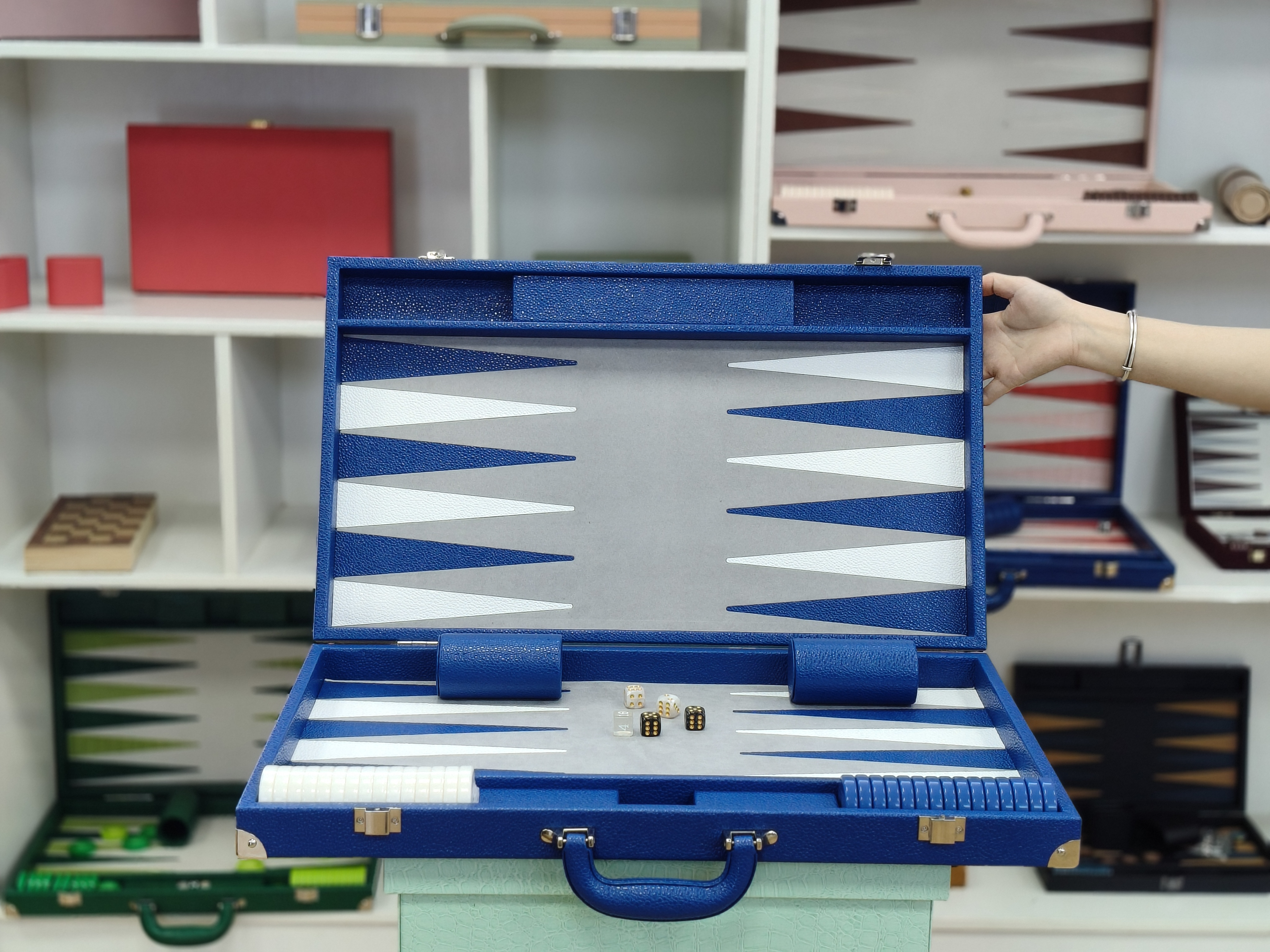 Custom PU Leather Backgammon Board Luxury Blue Suitcase Game Set with Handle