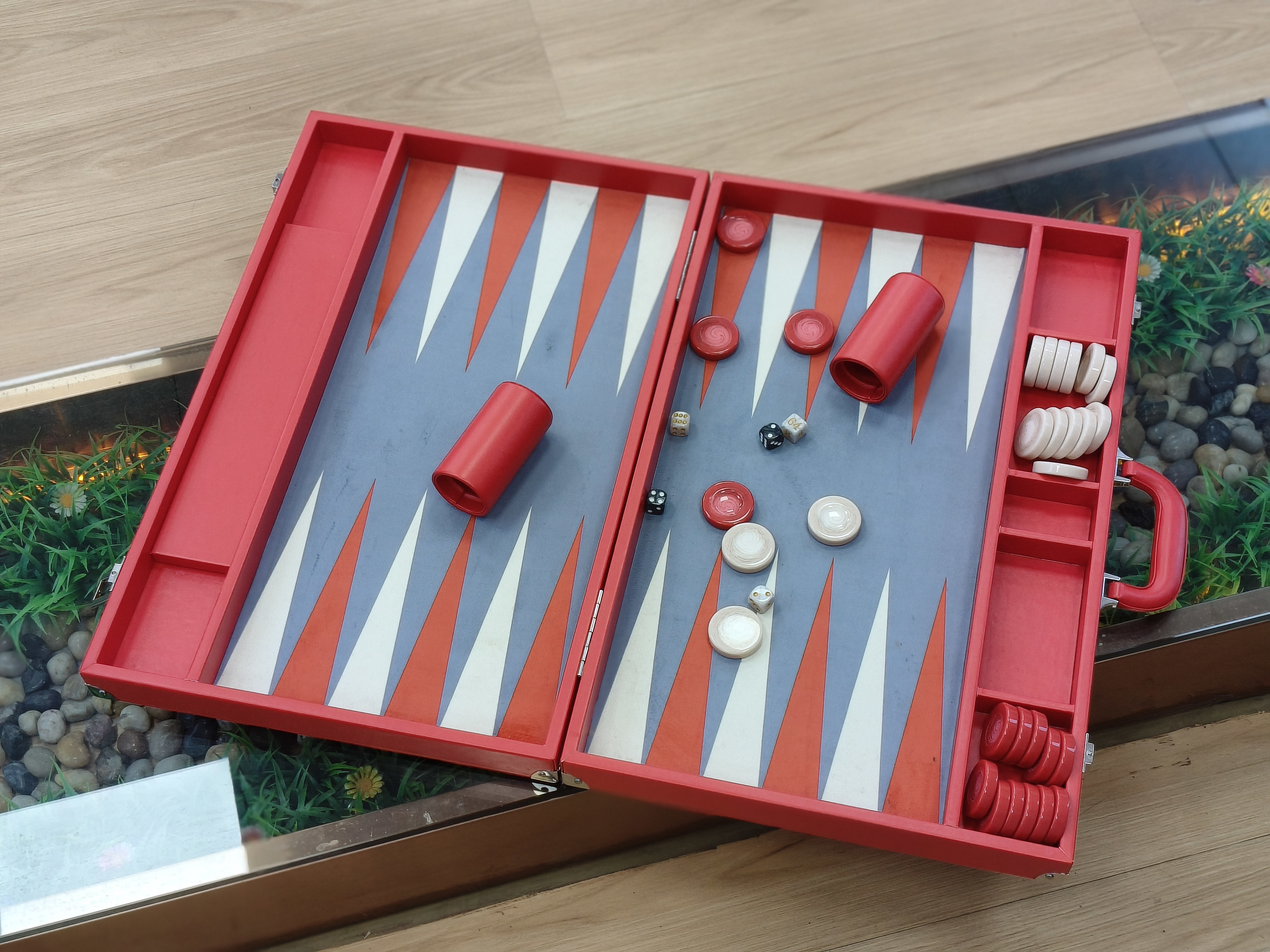 Luxury Red Ostrich Texture Backgammon Set with Classic Black & Ivory Board