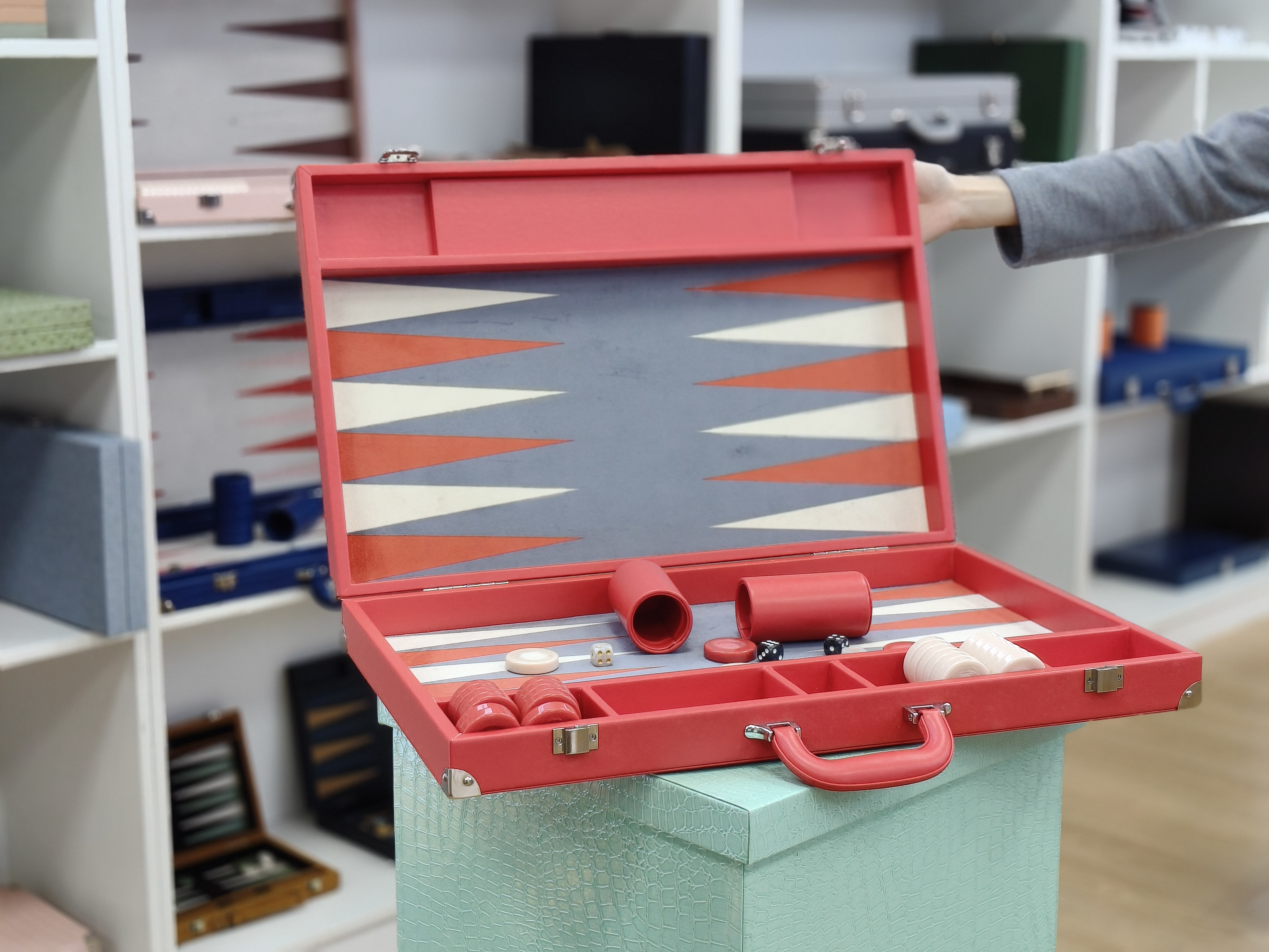 Luxury Red Ostrich Texture Backgammon Set with Classic Black & Ivory Board