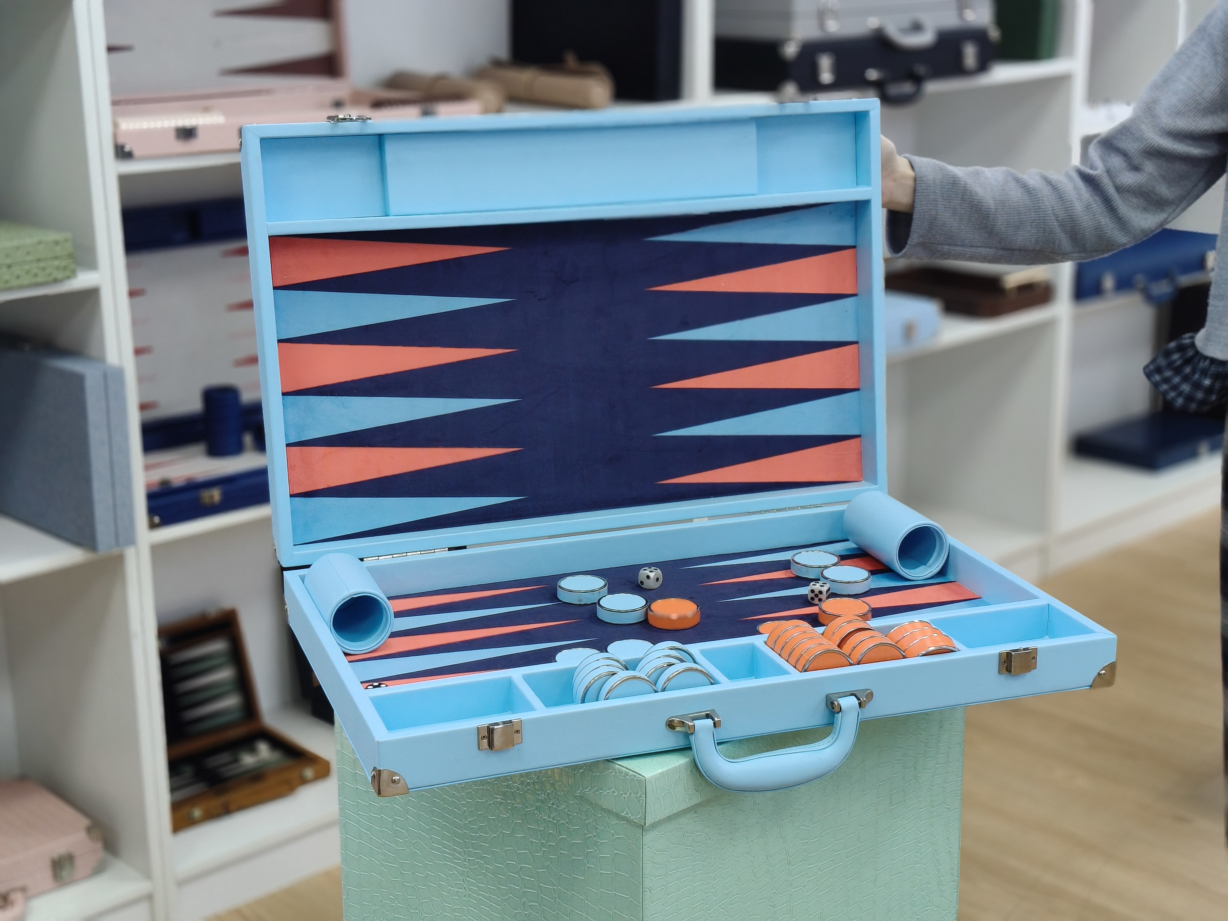 Creative Color Contrast Backgammon Set Modern Board Game Blue Orange Design Case